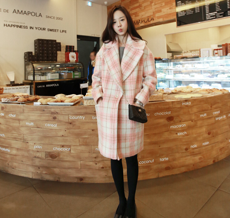 โค้ททรงยาวสวย สีชมพูลายสก๊อต น่ารักมาก พร้อมส่ง เลยจ้า pink