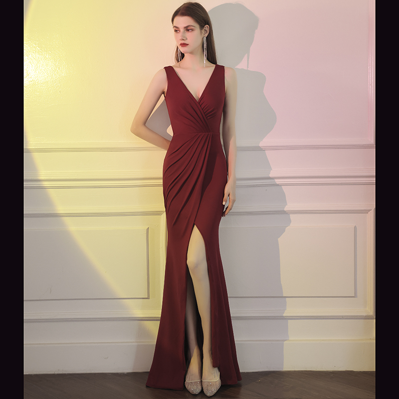 ชุดราตรี ชุดราตรีสวยหรู แบบ ทันสมัย Evening dress