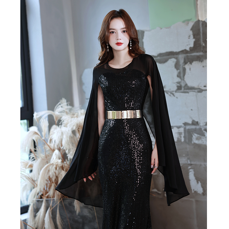 ชุดราตรี ชุดราตรีสวยหรู แบบ ทันสมัย Evening dress