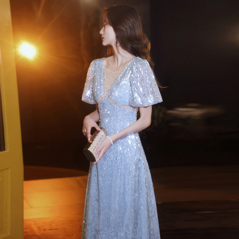 ชุดราตรี ชุดราตรีสวยหรู แบบ ทันสมัย Evening dress