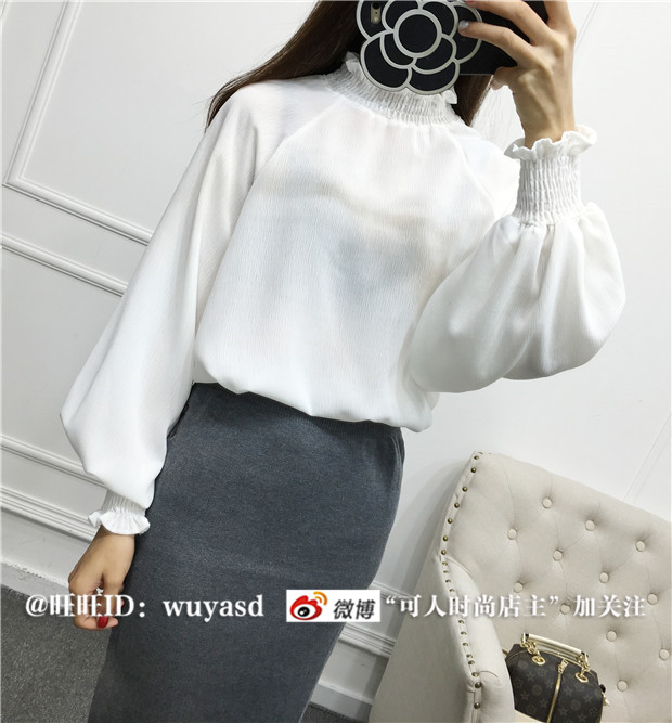 เสื้อแฟชั่นแขนยาว ผ้าเนื้อดีมีลายในตัว ถ่ายจากสินค้าจริง ทรงสวย งานดีเลยจ้า พร้อมส่ง