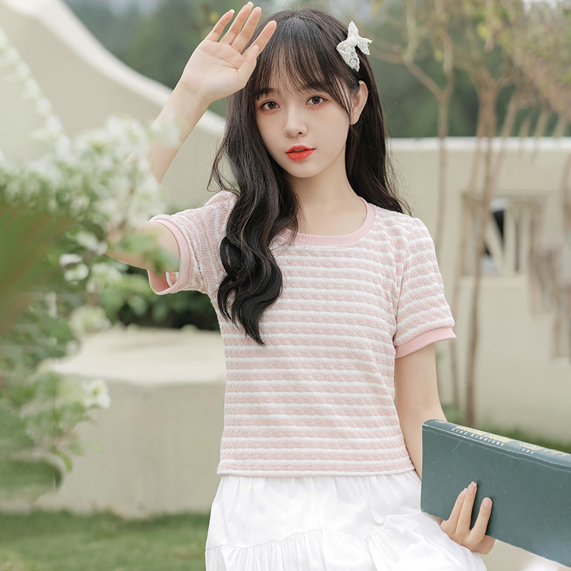 เสื้อผ้าวัยรุ่นเกาหลี เสื้อยืดวัยรุ่นผู้หญิง มีขนาด S M L XL