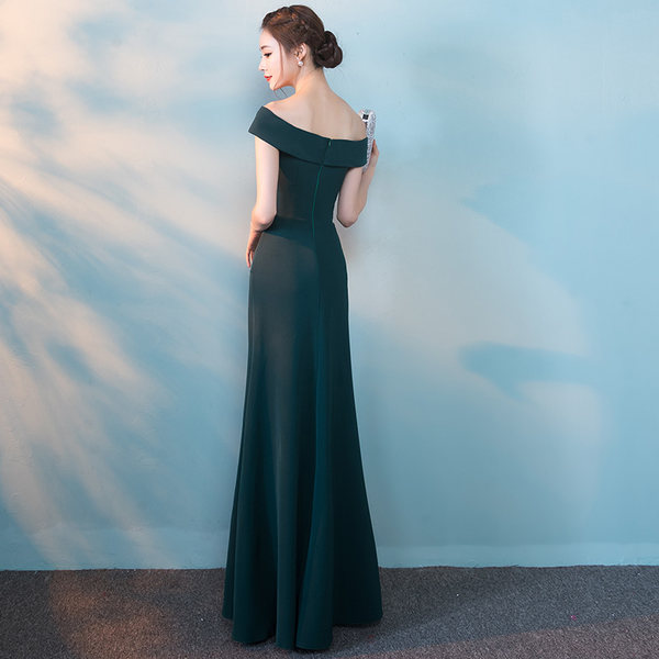 ชุดราตรี ชุดราตรีสวยหรู แบบ ทันสมัย Evening dress