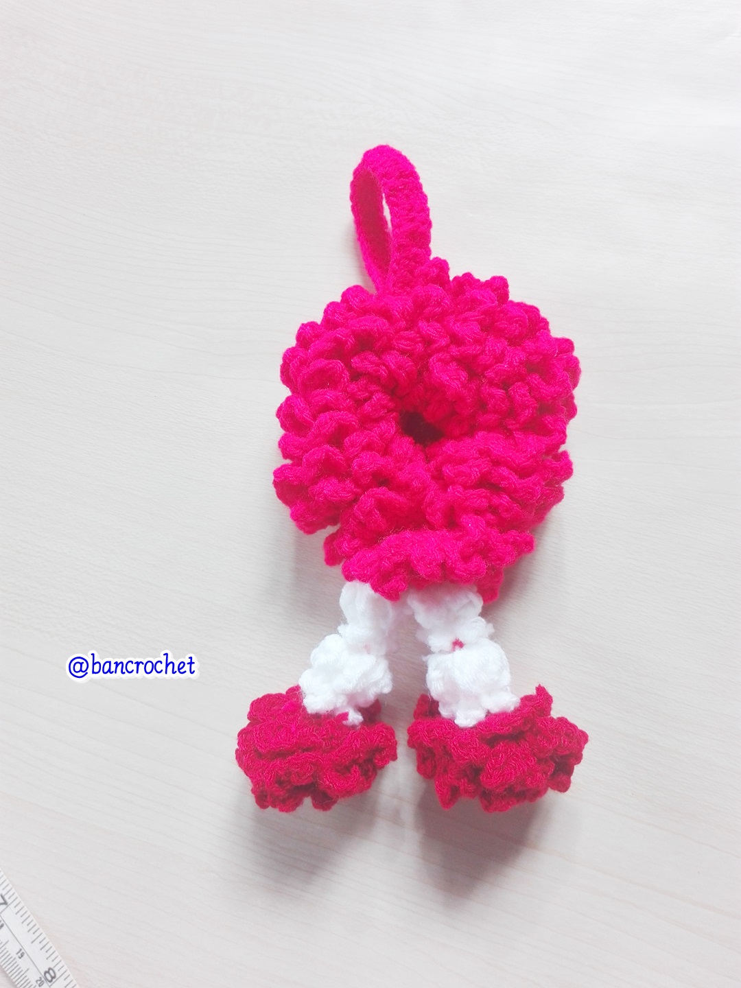 Bancrochet พวงมาลัยถักโครเชต์ Crochet Thai Garland หลากสี 6*5*4 inch