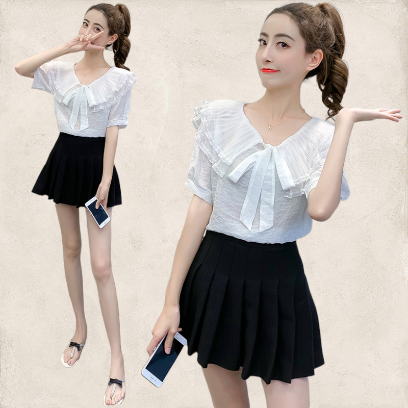 Blouse3880 เสื้อคอวีผูกโบว์ แต่งปกลูกไม้เพิ่มดีเทลความน่ารัก ผ้าโพลีเกรดพรีเมียมเนื้อดีมีน้ำหนักนุ่มใส่สบาย งานสวยน่ารักเต็มสิบ แมทช์กับอะไรก็เข้า ใส่เที่ยว/ใส่ทำงานได้ มี 2 สี ขาว, เขียว