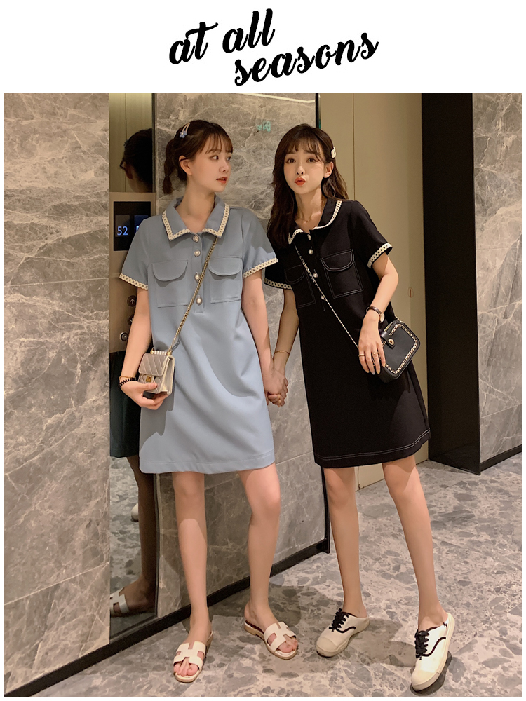 Dress4563 เดรสคอปกกระดุมหน้าสีพื้น ดีเทลแต่งแถบลูกไม้ปกและปลายแขน กระเป๋าอก ผ้าโพลีเนื้อดีใส่สบาย ผ้ามีน้ำหนักทิ้งตัว งานสวยใส่ง่าย ทรงนี้น่ารักมีติดตู้ไว้ใส่ได้เรื่อยๆ มี 2 สี ฟ้า, ดำ