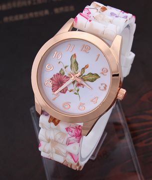 นาฬิกาข้อมือผู้หญิง สายซิลิโคน ใส่กับชุดเดรส นาฬิกา ลายดอกไม้ สีชมพู หวาน ๆ ของขวัญ ให้แฟน สุดเก๋ no 440174
