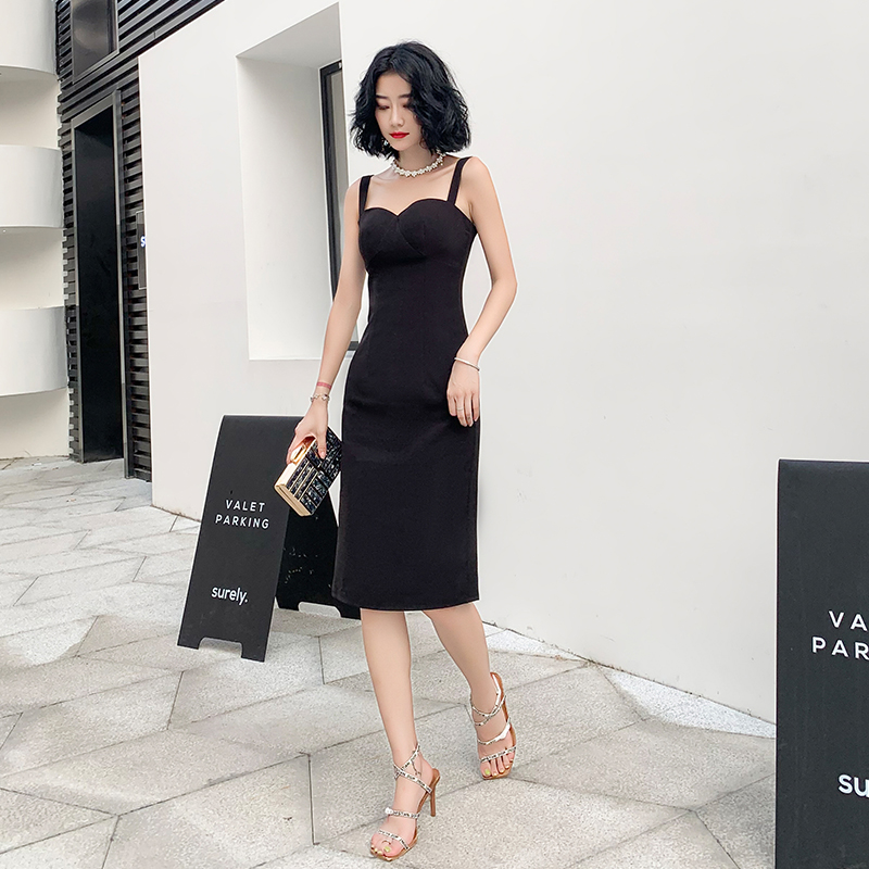 ชุดราตรี ชุดราตรีสวยหรู แบบ ทันสมัย Evening dress