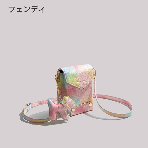 กระเป๋าสะพายข้างผู้หญิง กระเป๋าสะพายสไตล์เกาหลี By Japanese フェンディ authentic bag