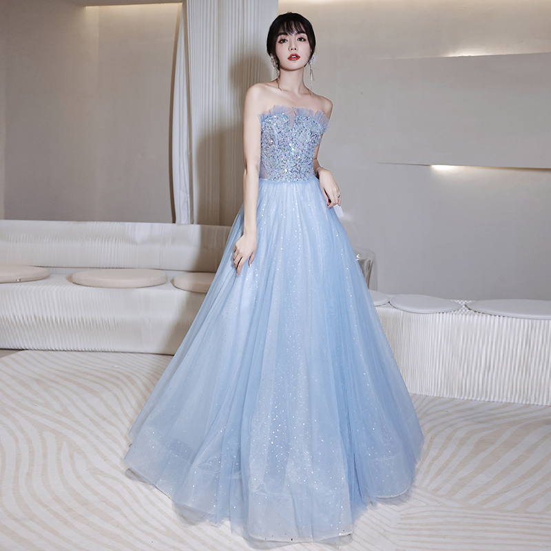 ชุดราตรี ชุดราตรีสวยหรู แบบ ทันสมัย Evening dress