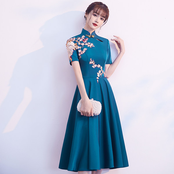 ชุดราตรี ชุดออกงาน ดีไซน์หรู แบรนด์ Angel