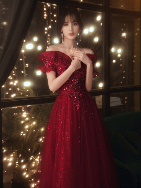 ชุดราตรี ชุดราตรีสวยหรู แบบ ทันสมัย Evening dress