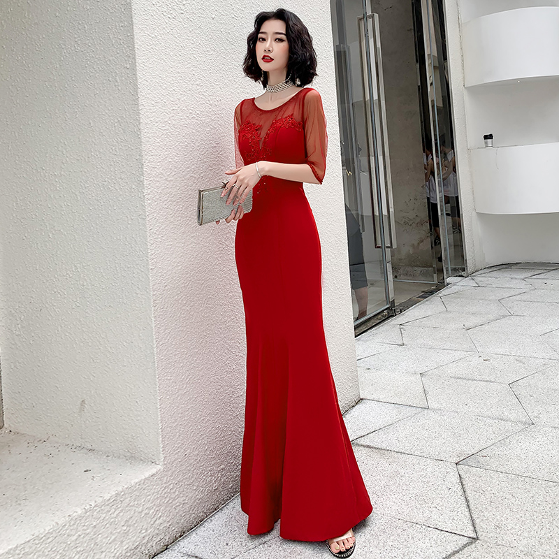 ชุดราตรี ชุดราตรีสวยหรู แบบ ทันสมัย Evening dress