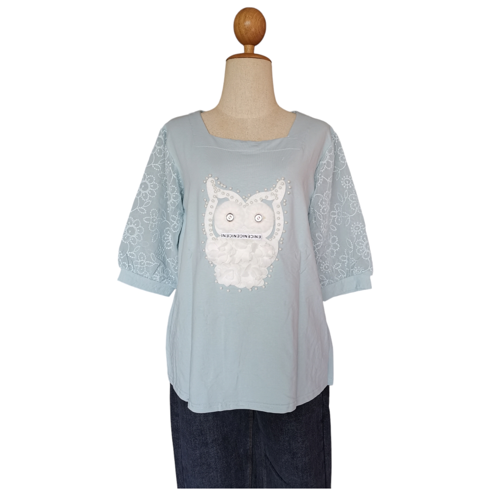 Blouse3864 เสื้อยืดแฟชั่นสาวอวบแขนชีฟองลูกไม้ แต่งลายนกฮูกน่ารัก งานแต่งอะไหล่แน่นๆ จัดเต็ม ผ้าคอตตอนบอดี้สูทเนื้อดีหนานุ่มเด้งมีน้ำหนักยืดหยุ่นสูงใส่สบาย งานน่ารักโทนสีพาสเทล