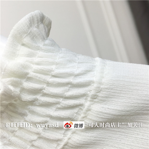 เสื้อแฟชั่นแขนยาว ผ้าเนื้อดีมีลายในตัว ถ่ายจากสินค้าจริง ทรงสวย งานดีเลยจ้า พร้อมส่ง