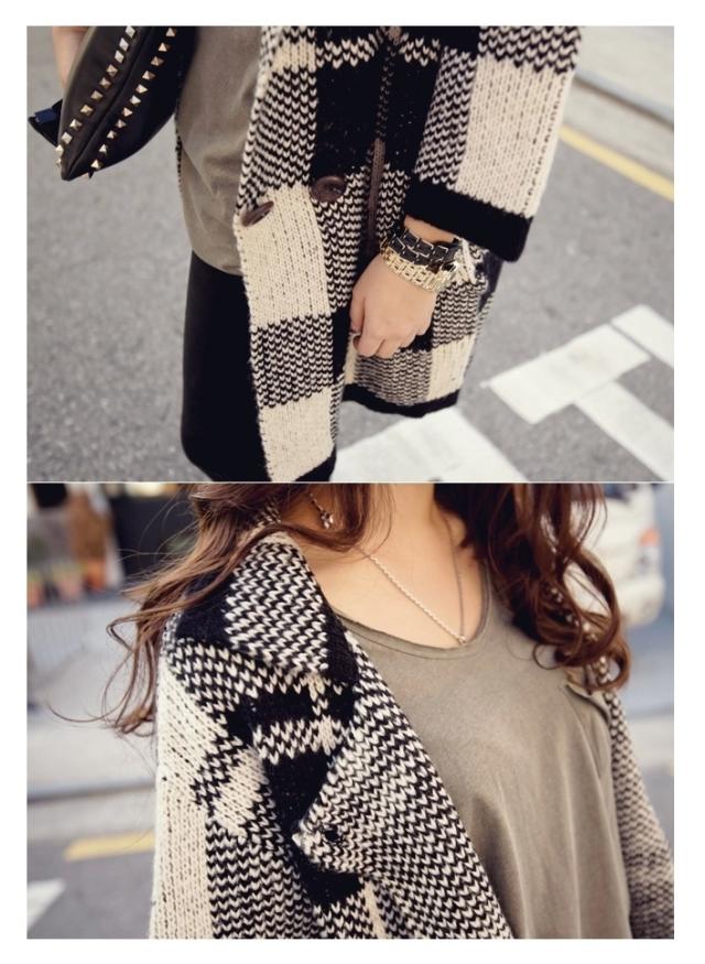 เสื้อกันหนาว ผ้าทอลายตาราง ตัวโคล่ง ทรงสวย สีครีมดำ งานดีสวยเหมือนแบบ พร้อมส่งเลยจ้า ครีมดำ