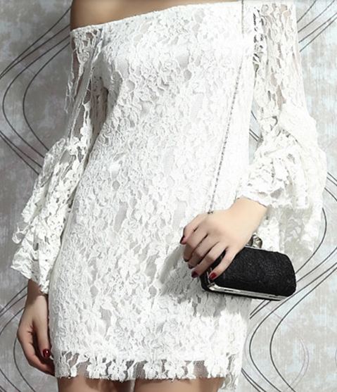 มินิเดรส เปิดไหล่ สีครีม ลายลูกไม้ทั้งตัว แขนยาว สวยมากค่ะ no 26395