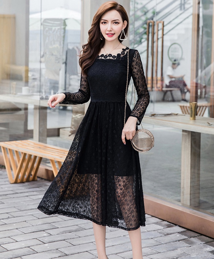 Dress4608 เดรสยาวลูกไม้แขนยาวทรงสวย ซิปข้าง มีซับในอย่างดีทั้งชุด ผ้าลูกไม้เกรดพรีเมียมเนื้อดีลายสวยเนื้อหนามีน้ำหนัก งานสวยเรียบหรูเหมือนราคาหลักพัน ใส่ออกงานได้ มี 2 สี ขาว, ดำ