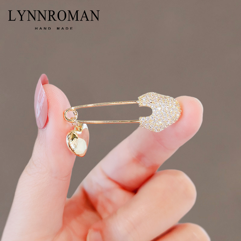 เข็มกลัด เข็มกลัดสวยๆ เข็มกลัดติดเสื้อ Brooch