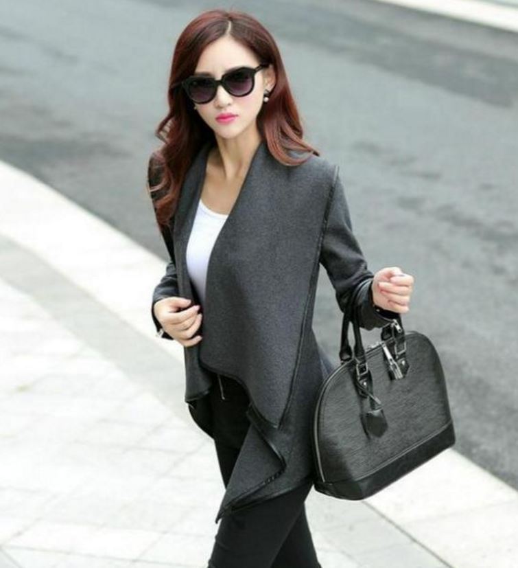 European style woolen เสื้อคลุมกันหนาวผ้าเนื้อดี ทรงสวย ใส่ได้หลายแบบ จะปล่อยหรือรูดซิบก็เก๋ งานดีมาก รุ่นนี้ของมาน้อยมากค่ะ พร้อมส่งเลยน้าา gray