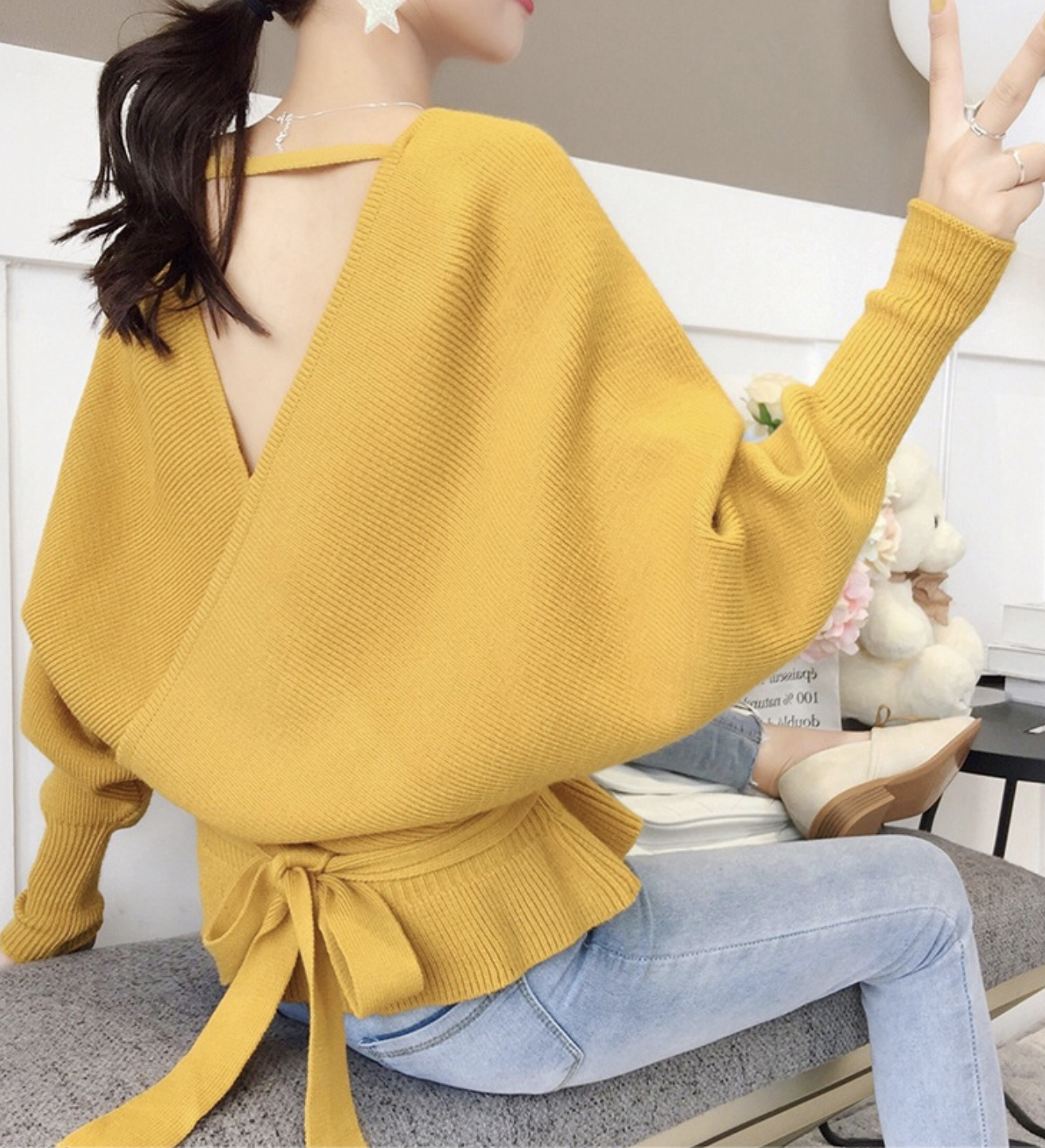 เสื้อไหมพรม ทรงสวย เซ็กซี่ โชว์แผ่นหลัง จั๊มเอว พร้อมส่ง