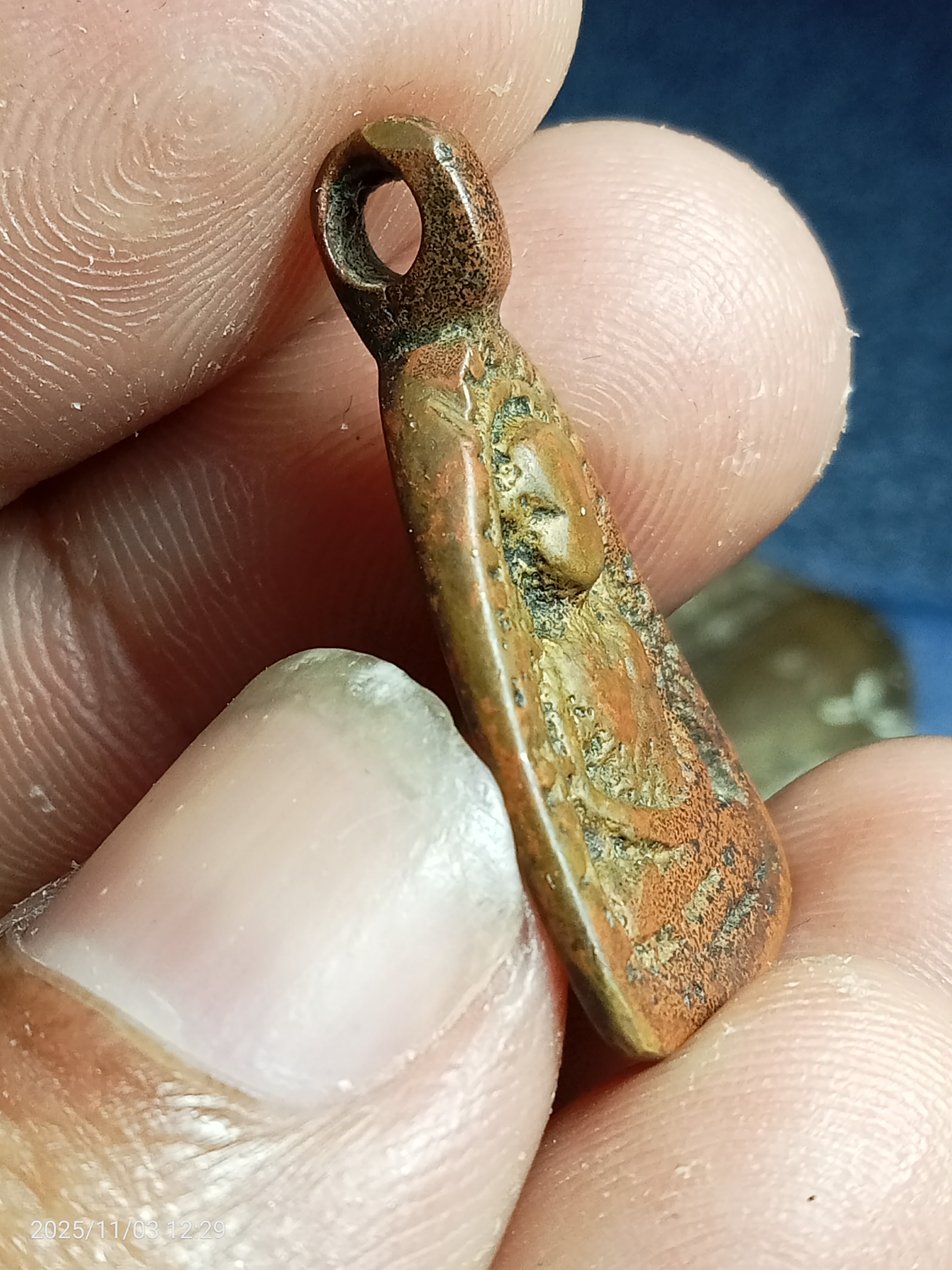 หลวงพ่อเงินวัดห้วยเขนพิมพ์จอบใหญ่