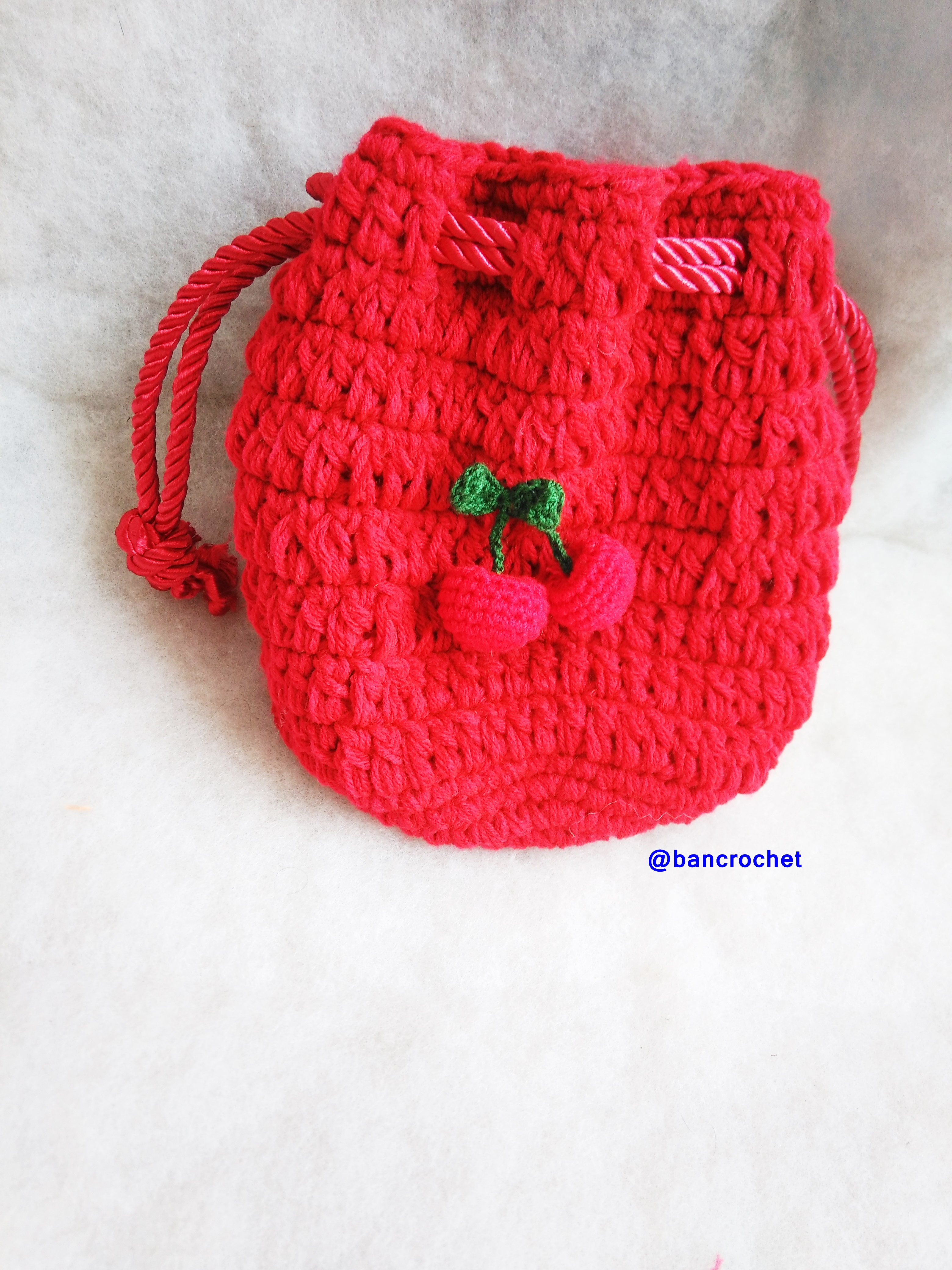Bancrochet กระเป่าหูรูดถักโครเชต์ crochet bucket bags แดง 5.5x4 นิ้ว