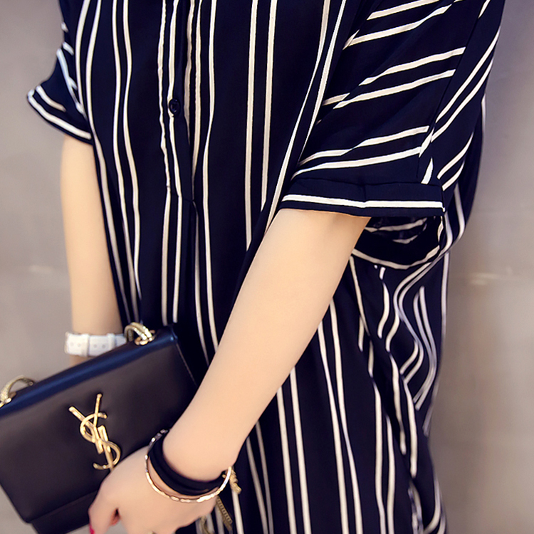 เดรสทรงเก๋ แนวๆ ผ้าโพลิ สีดำลายทาง พร้อมส่ง