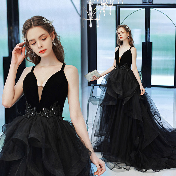 ชุดราตรี ชุดออกงาน ดีไซน์หรู แบรนด์ Angel