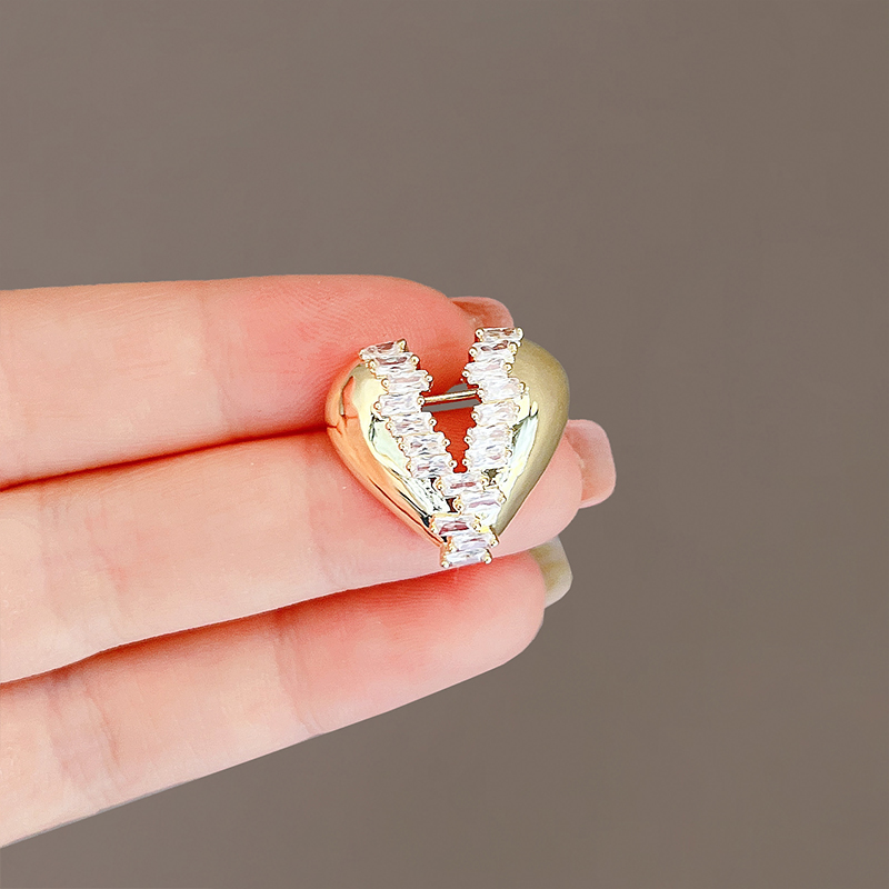 เข็มกลัด เข็มกลัดสวยๆ เข็มกลัดติดเสื้อ Brooch