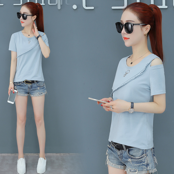 เสื้อผ้าแฟชั่นผู้หญิง เสื้อเชิ้ตแบบฮิตๆ T-shirt ผู้หญิง BY Yiyi