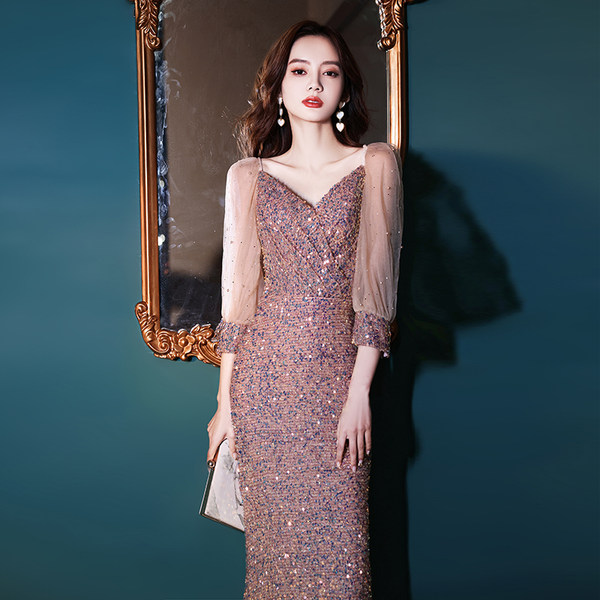 ชุดราตรี ชุดราตรีสวยหรู แบบ ทันสมัย Evening dress