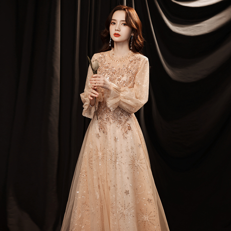 ชุดราตรี ชุดราตรีสวยหรู แบบ ทันสมัย Evening dress