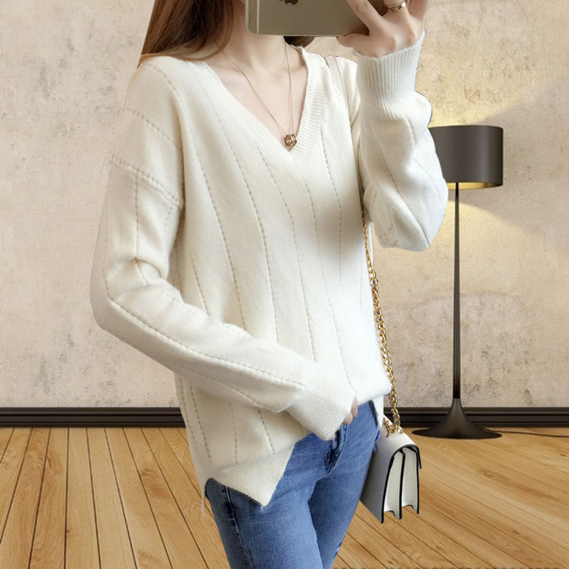 Sweater เสื้อสเวทเตอร์ไหมพรม แขนยาว เนื้อนุ่ม ใส่สบายยืดได้เยอะ พร้อมส่ง