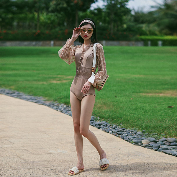 ชุดว่ายน้ำผู้หญิง ชุดว่ายน้ำน่ารัก Bikini ชุดไปทะเล