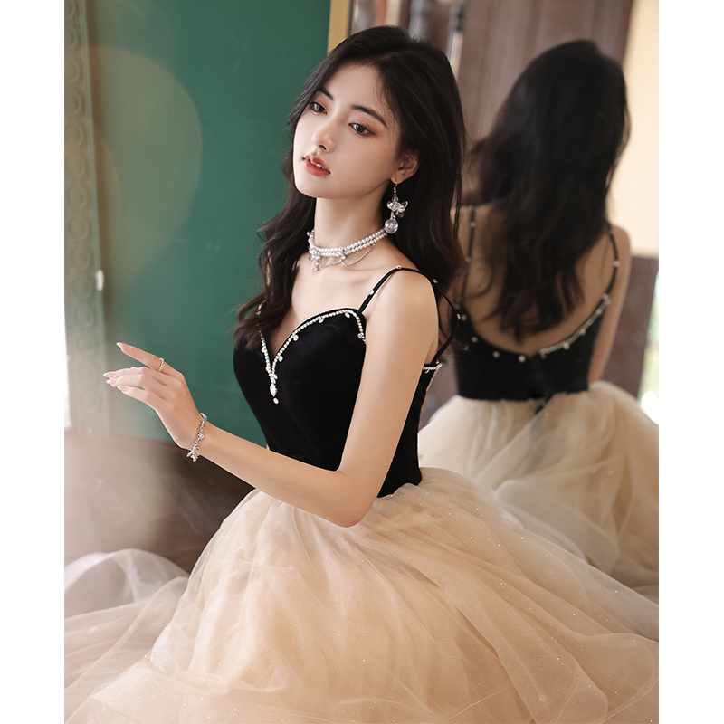 ชุดราตรี ชุดราตรีสวยหรู แบบ ทันสมัย Evening dress
