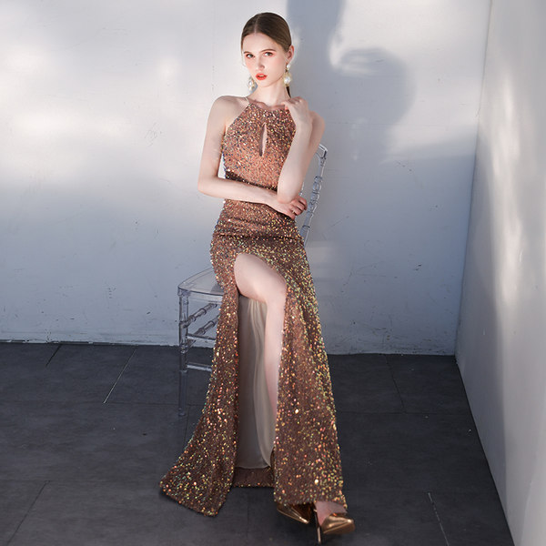 ชุดราตรี ชุดราตรีสวยหรู แบบ ทันสมัย Evening dress