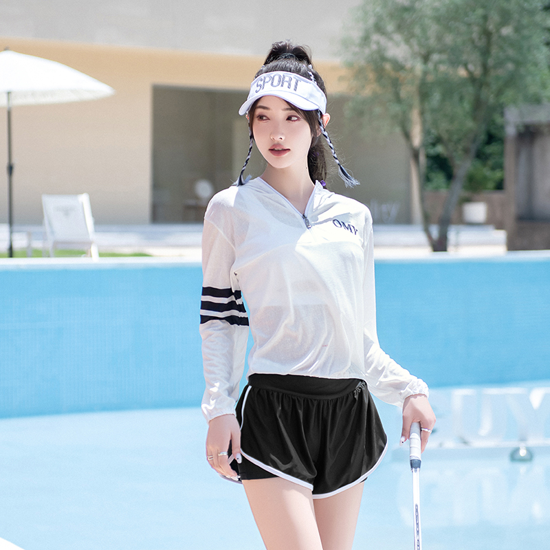 ชุดว่ายน้ำผู้หญิง ชุดว่ายน้ำน่ารัก Bikini ชุดไปทะเล