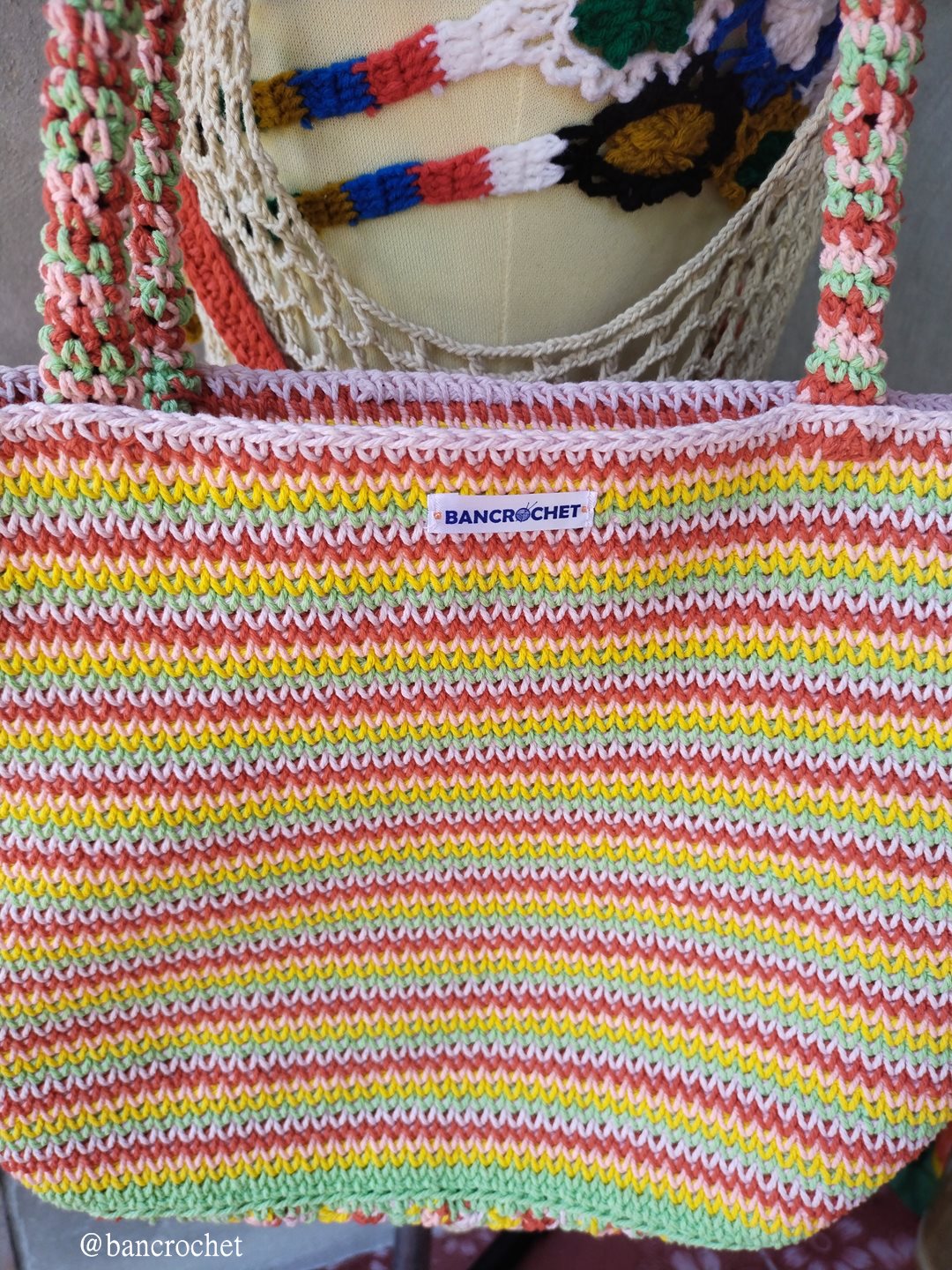 Bancrochet กระเป๋าถักโครเชต์ crochet bag หลากสี 24*32*9 สาย29 cm