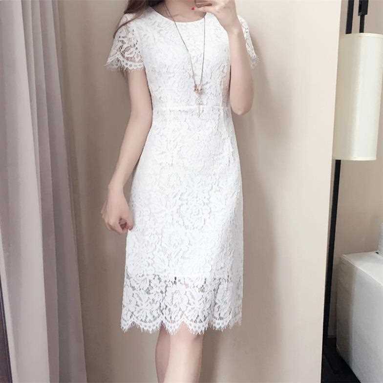 Dress4495 เดรสลูกไม้ทรงเข้ารูป ซิปหลังใส่ง่าย มีซับในอย่างดีทั้งชุด ผ้าลูกไม้คอตตอนเนื้อดีหนาสวย งานดีทรงดีลายสวย เรียบหรูดูแพงสุด ใส่ทำงาน/ใส่ออกงานได้