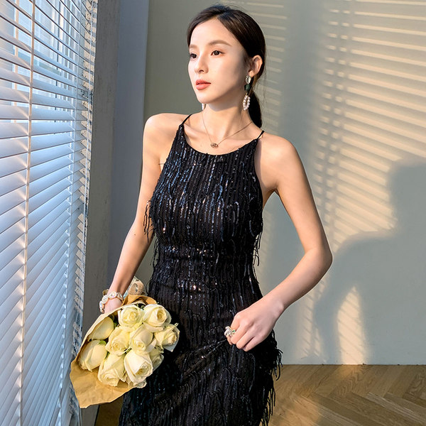 ชุดราตรี ชุดราตรีสวยหรู แบบ ทันสมัย Evening dress