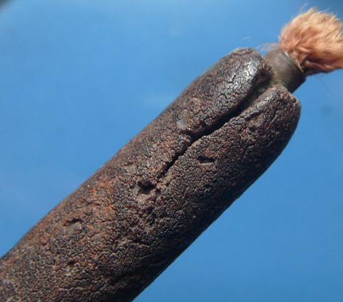 ตะกรุดพอกครั่ง