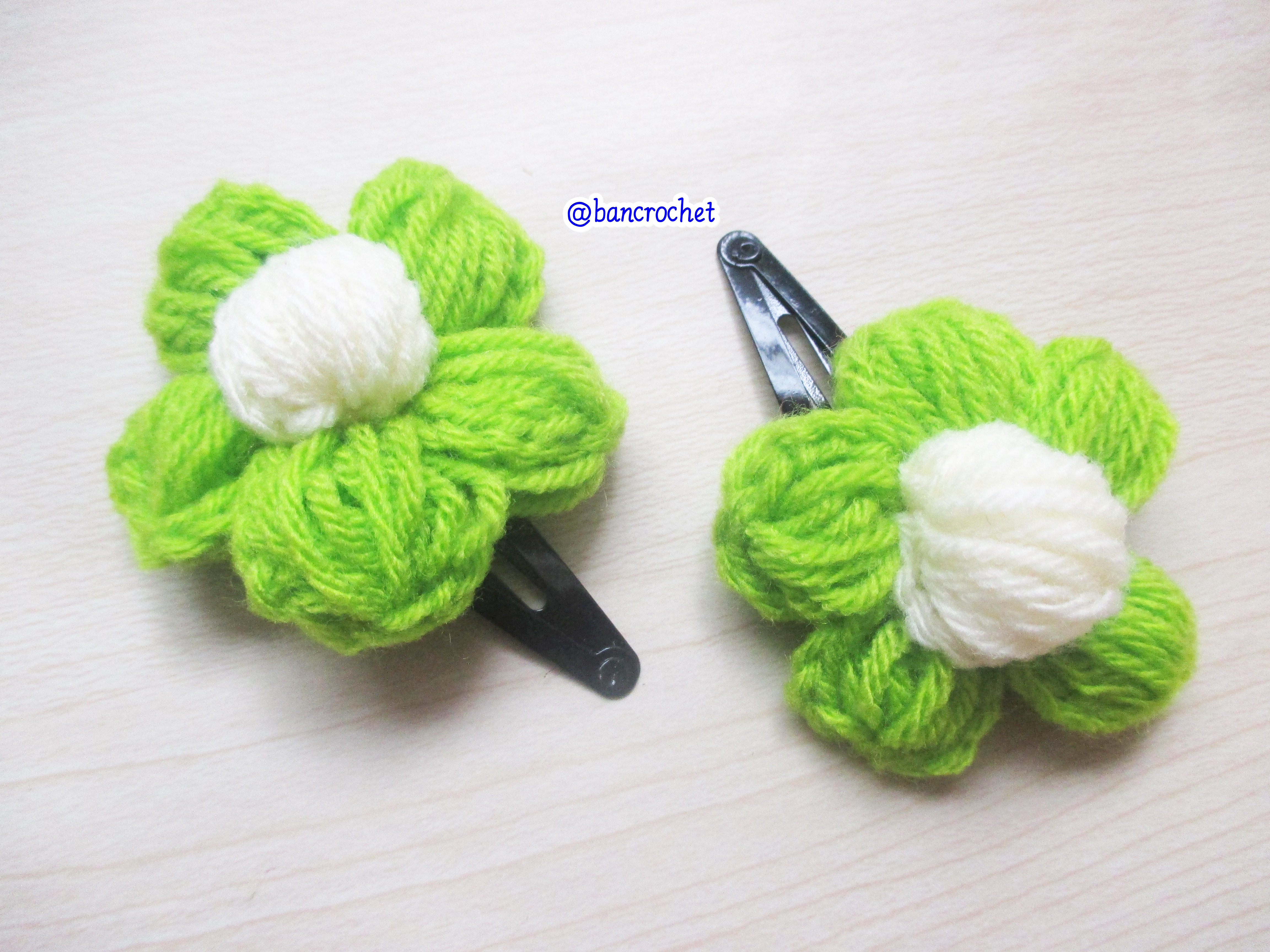 Bancrochet กิ๊บดอกไม้ถักโครเชต์ฟูๆ crochet Flowers หลากสี 5 cm