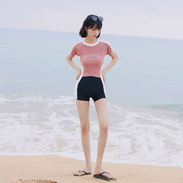 ชุดว่ายน้ำผู้หญิง ชุดว่ายน้ำน่ารัก Bikini ชุดไปทะเล