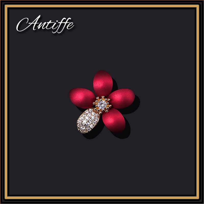 เข็มกลัด เข็มกลัดสวยๆ เข็มกลัดติดเสื้อ Brooch