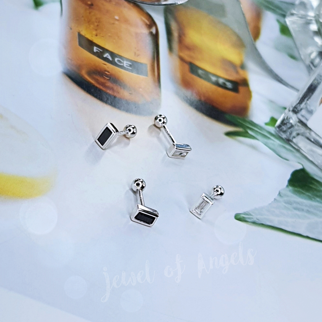 ต่างหูเงินแท้S925 รุ่น Warm ต่างหูเพชรCZสี่เหลี่ยม แป้นหลังบอล เงินแท้ทั้งชิ้น Silver925 ต่างหูแฟชั่น