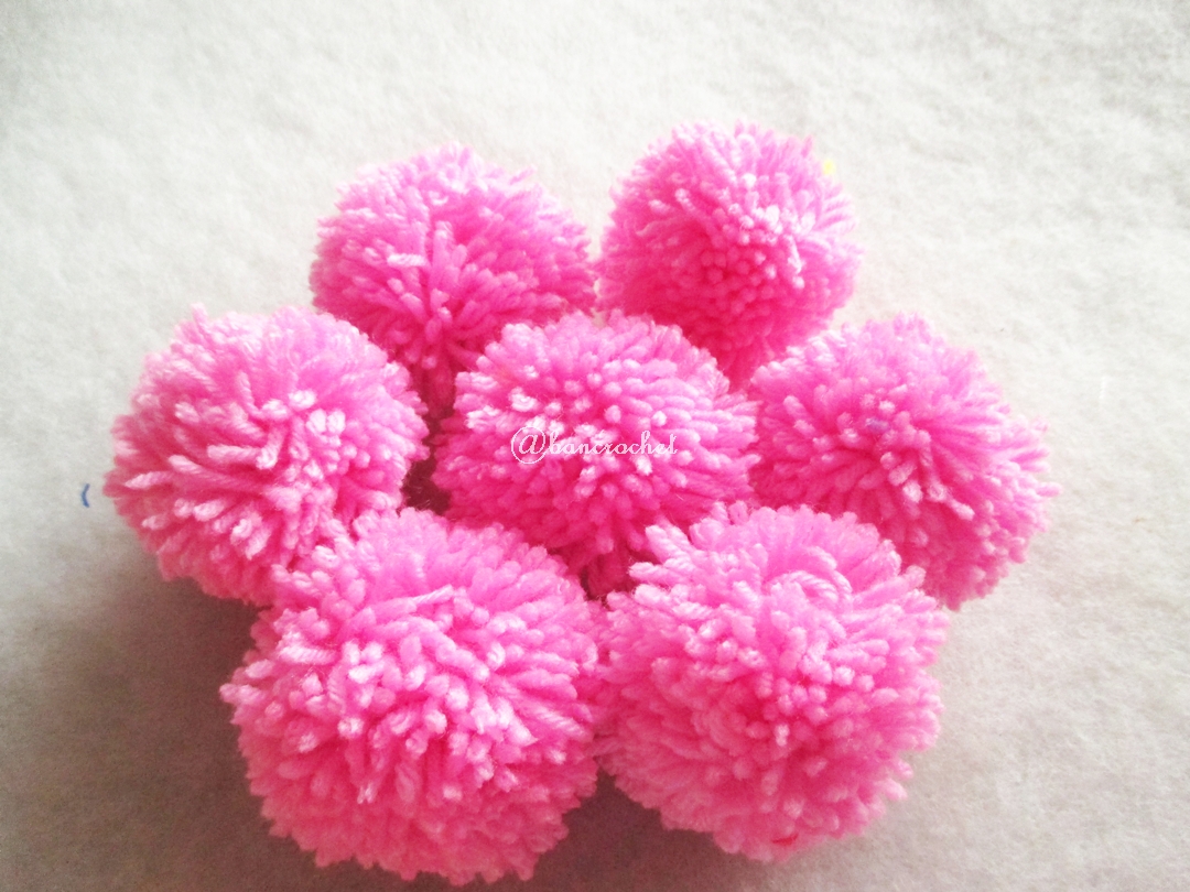 ปอมปอมไหมพรมสีชมพูหวาน ขนาด 2 นิ้ว pompoms crochet
