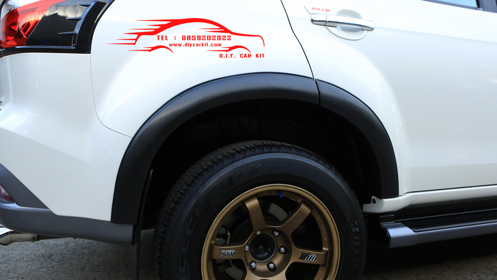คิ้วล้อ V.1 (3นิ้ว) ISUZU MU-X ปี 17-20