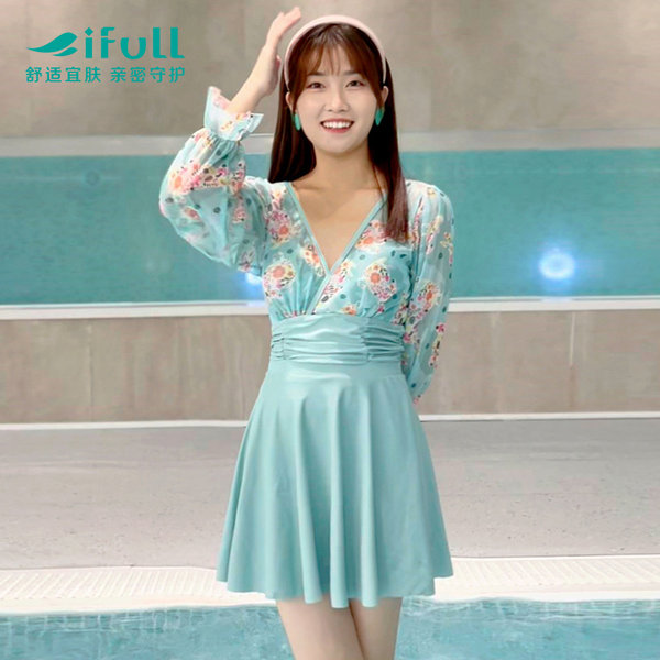 ชุดว่ายน้ำผู้หญิง ชุดว่ายน้ำน่ารัก Bikini ชุดไปทะเล