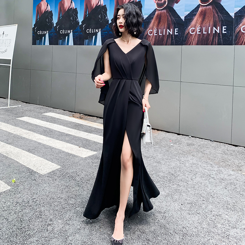 ชุดราตรี ชุดราตรีสวยหรู แบบ ทันสมัย Evening dress